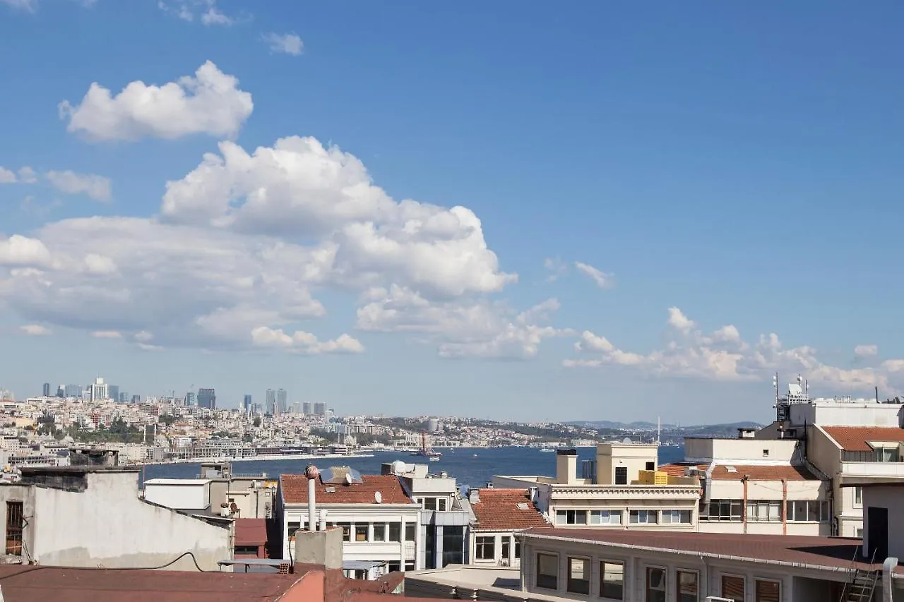 Hotel Queens Land İstanbul 2*,  Türkiye
